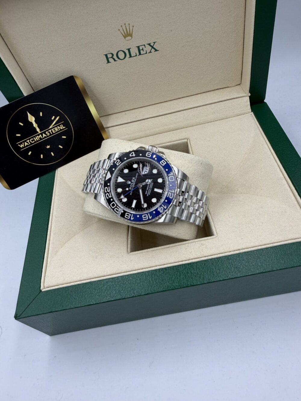 Rolex GMT-Master II Batgirl Jubilee 40MM BP